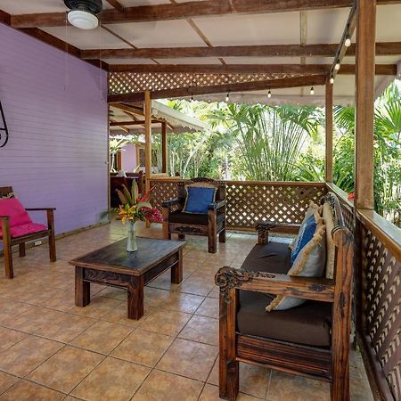 Casa Violeta Beach House In Punta Uva Eksteriør billede